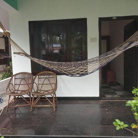 Hôtel Mummy Bamboo House à Varkala Extérieur photo