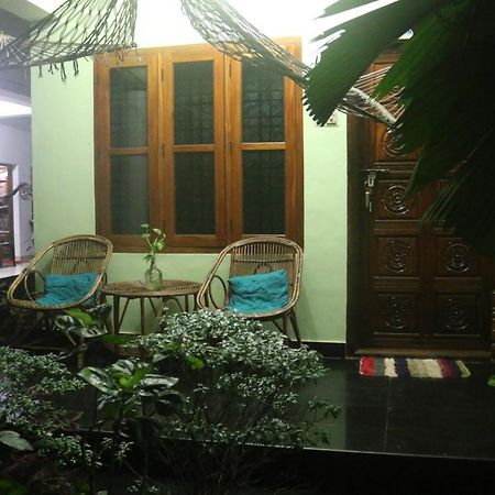 Hôtel Mummy Bamboo House à Varkala Extérieur photo