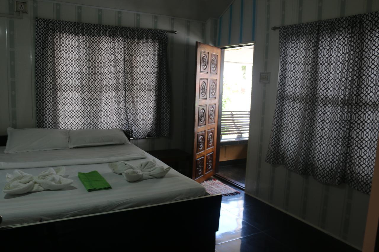 Hôtel Mummy Bamboo House à Varkala Extérieur photo