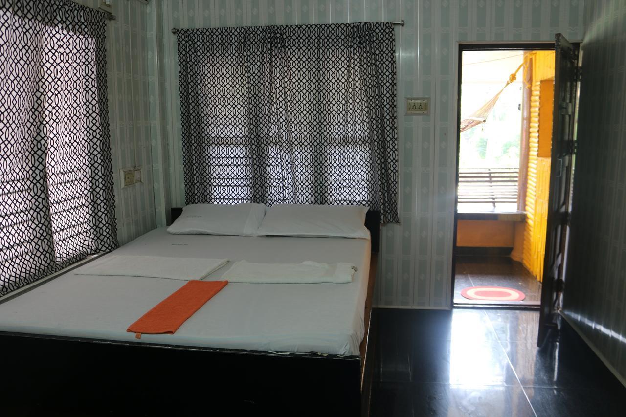 Hôtel Mummy Bamboo House à Varkala Extérieur photo