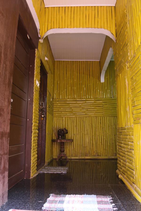Hôtel Mummy Bamboo House à Varkala Extérieur photo