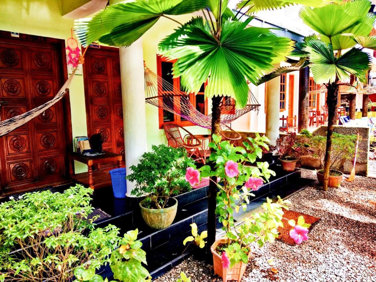 Hôtel Mummy Bamboo House à Varkala Extérieur photo
